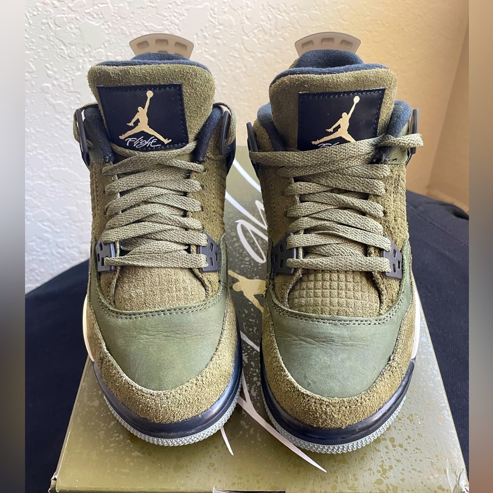 Nike Air Jordan Retro 4 Craft Suede Leather Olive size 5.5 youth women’s size 7
